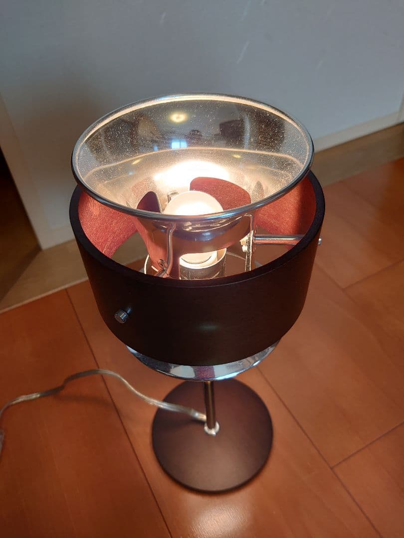 北欧デザイン　テーブルライト