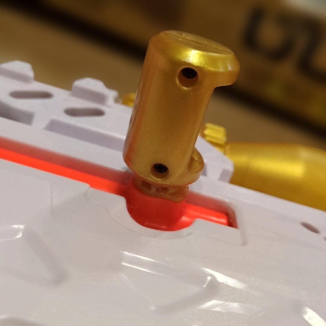 NERF ULTRA ファラオトイガン 8個の弾付き