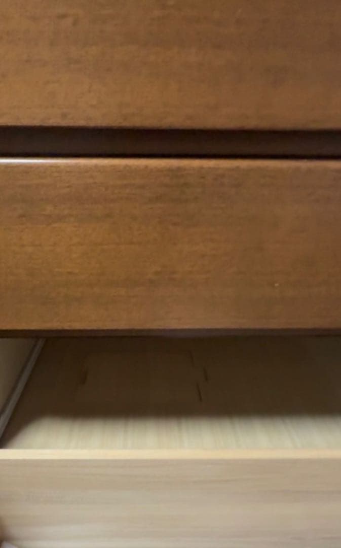 洋服だんす　右