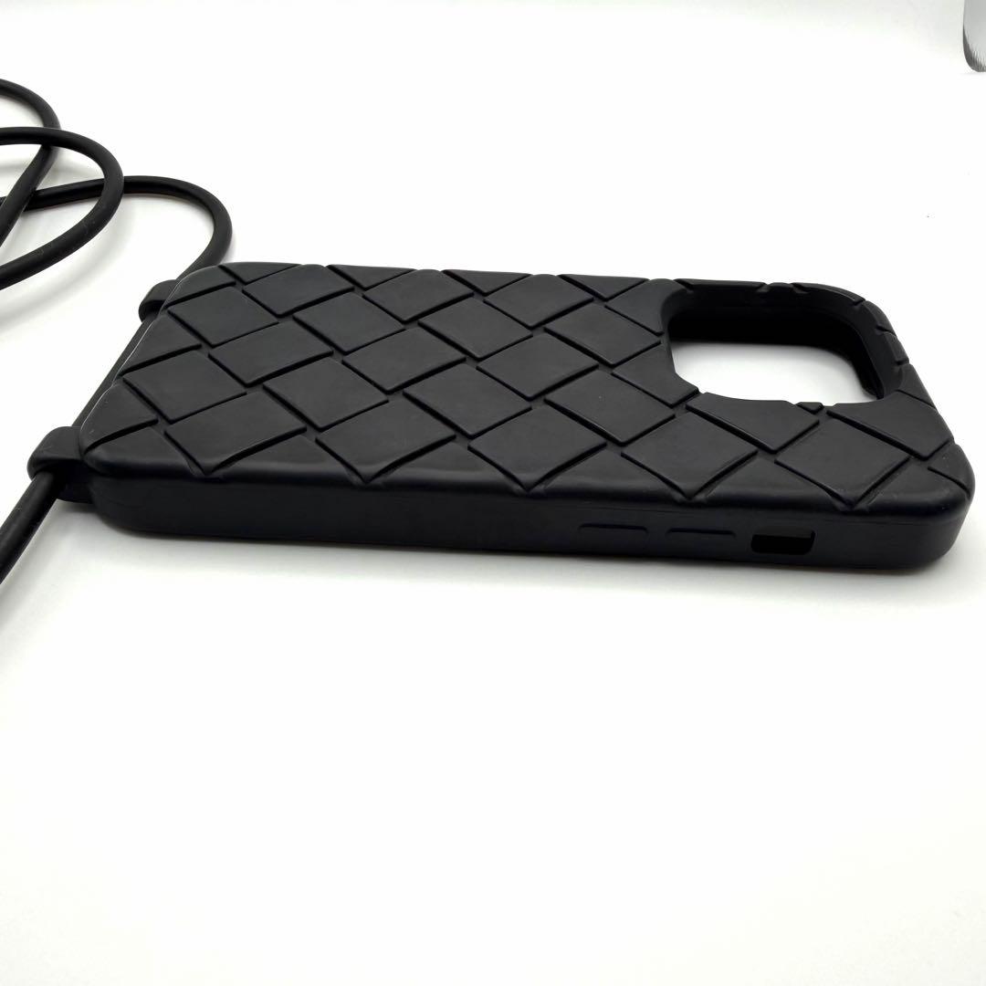 ボッテガヴェネタ　シリコン　iPhoneケース　14Pro ストラップ　ブラック