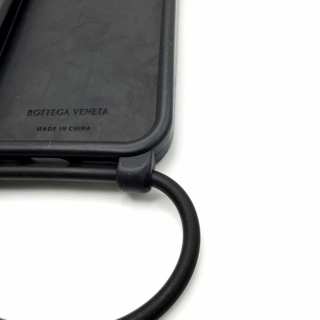ボッテガヴェネタ　シリコン　iPhoneケース　14Pro ストラップ　ブラック