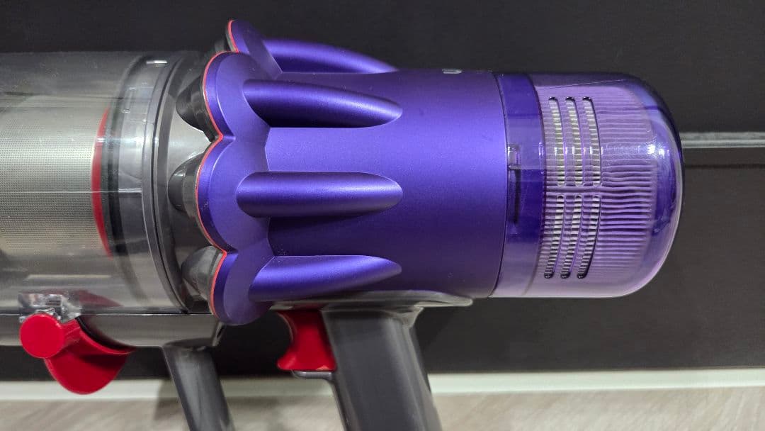 ②ダイソン dyson デジタルスリム SV18 本体のみ エコモード42.5分