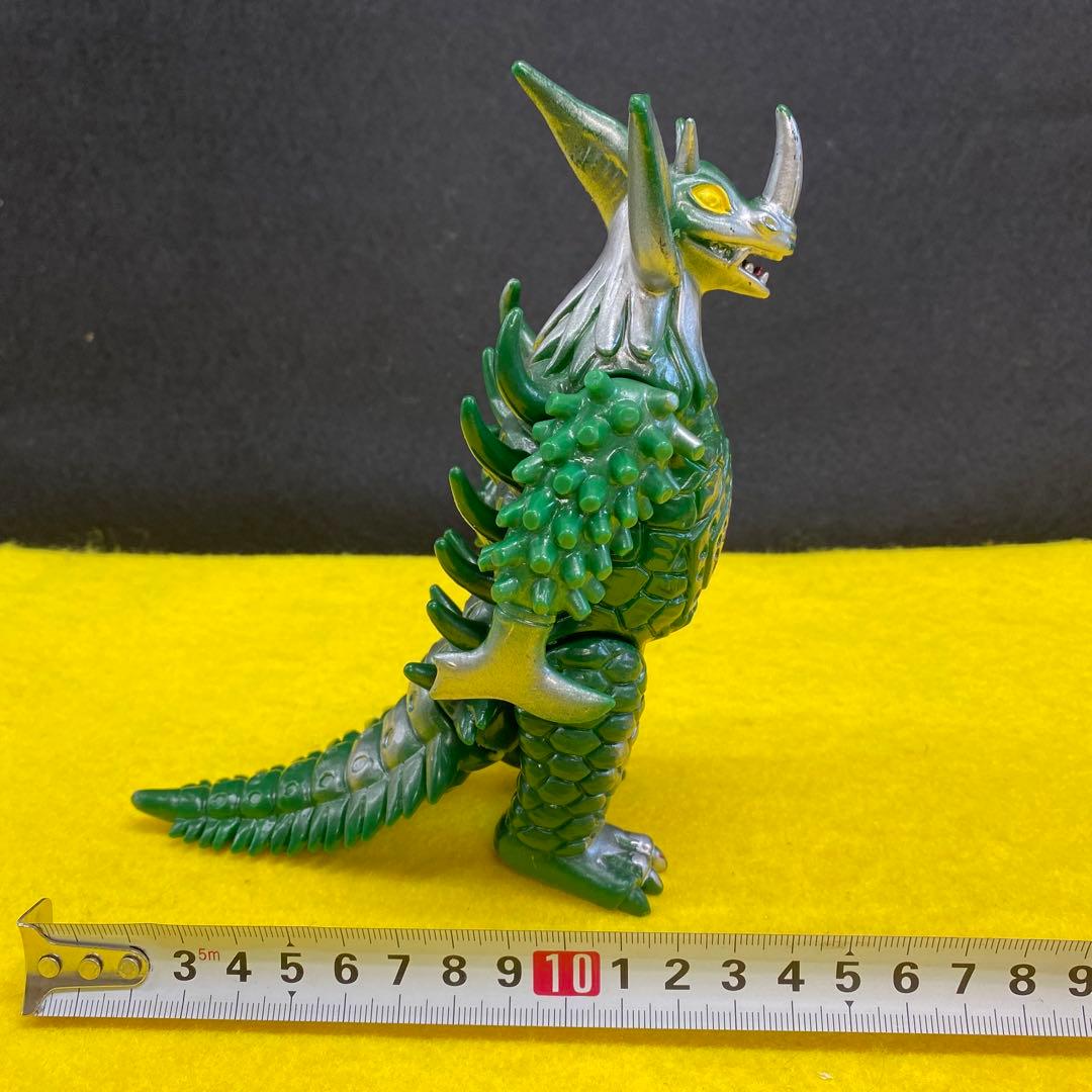 円谷ウルトラ怪獣／タイラント（バンダイ・ソフビ1984年製)