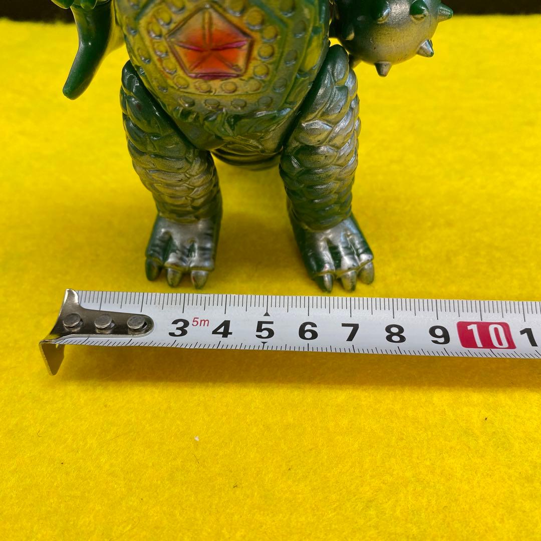 円谷ウルトラ怪獣／タイラント（バンダイ・ソフビ1984年製)