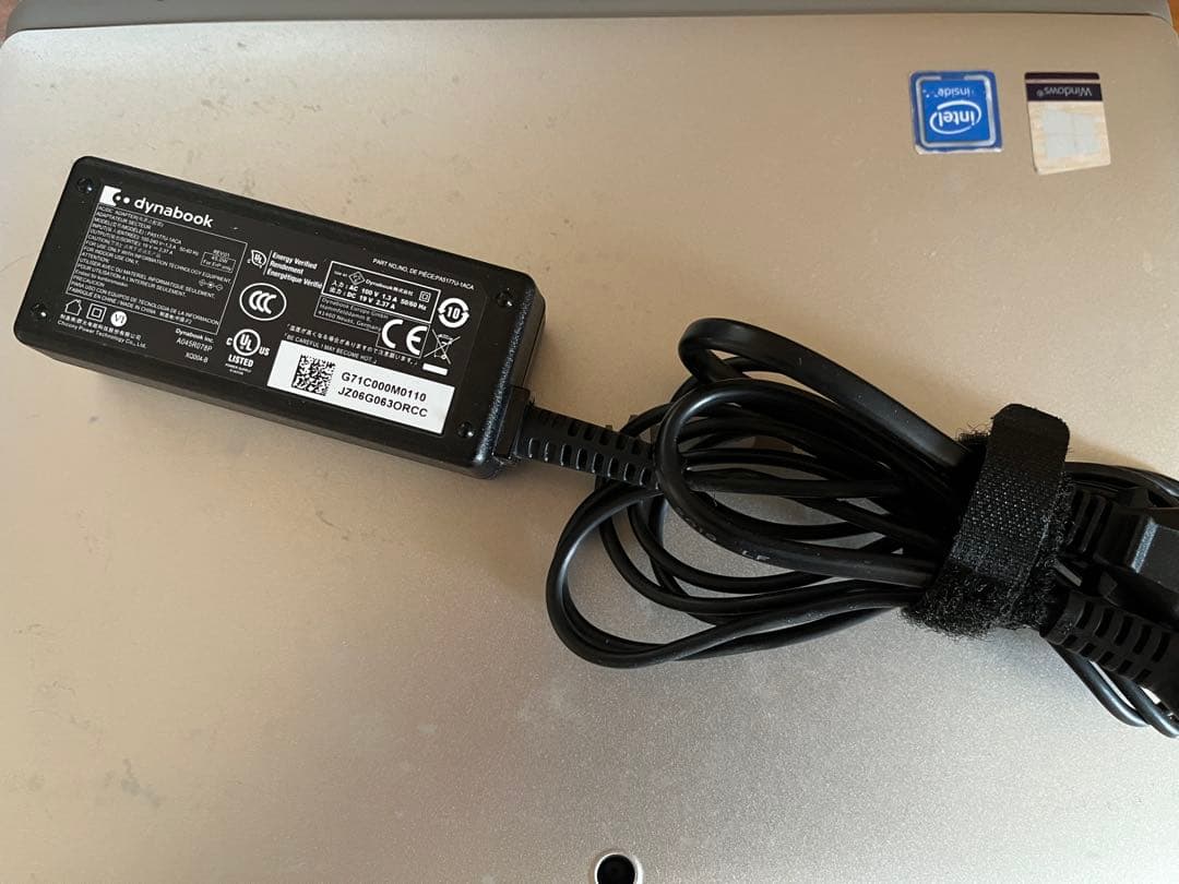 dynabook 2in1 ノート タブレット　Win11 バッテリー良