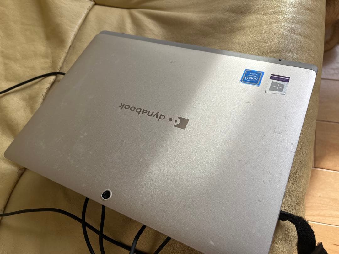 dynabook 2in1 ノート タブレット　Win11 バッテリー良