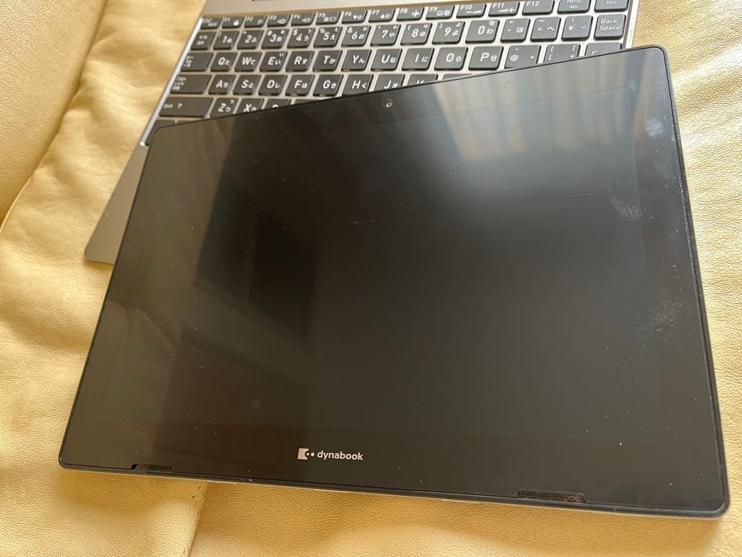 dynabook 2in1 ノート タブレット　Win11 バッテリー良