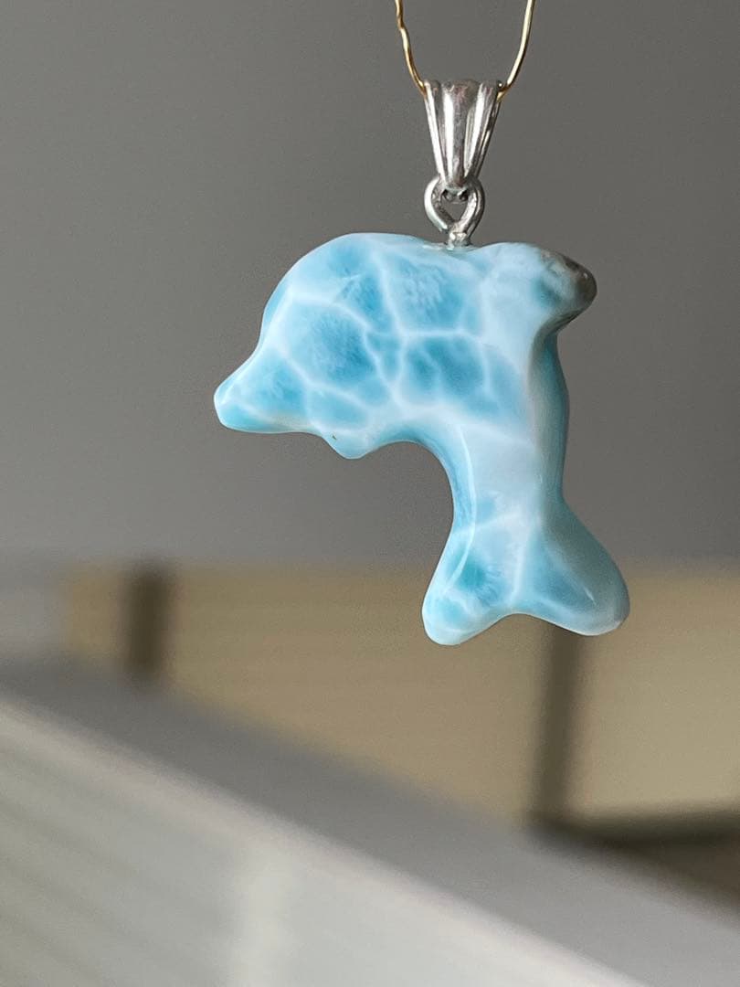 天然石☆高品質！ラリマーイルカ型☆濃いブルー＆ラリマーらしい模様＆形が美しい！