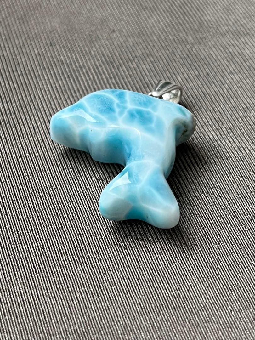 天然石☆高品質！ラリマーイルカ型☆濃いブルー＆ラリマーらしい模様＆形が美しい！