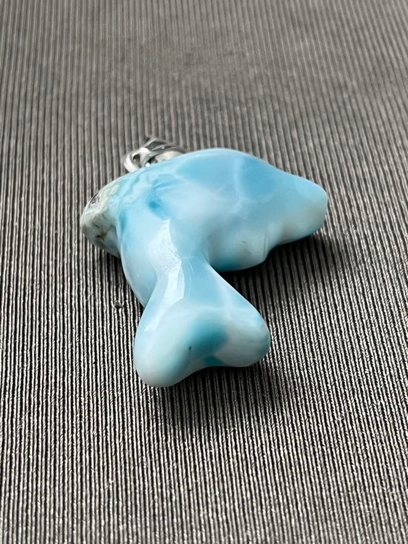 天然石☆高品質！ラリマーイルカ型☆濃いブルー＆ラリマーらしい模様＆形が美しい！
