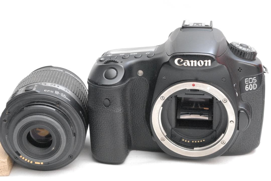 Canon EOS 60D/EF-S 18-55 1:3.5-5.6 IS 良品