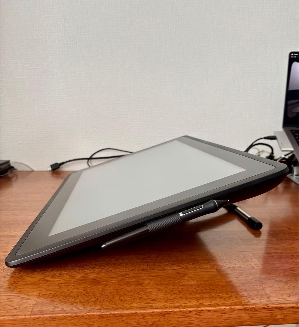 Wacom cintiq 22 液晶タブレット