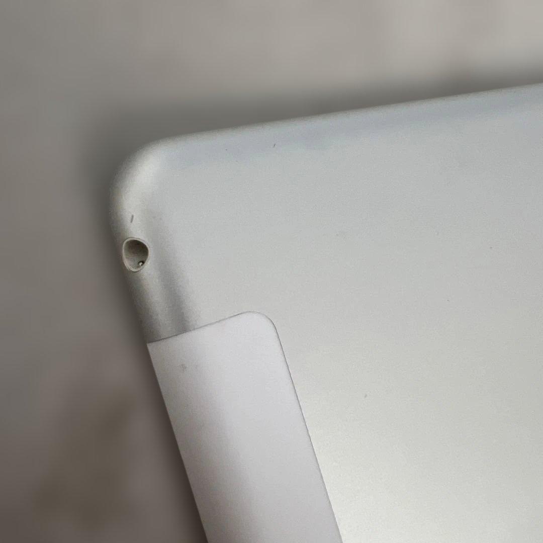 602213 AppleiPad 第7世代32GB Wi-Fi Cellular