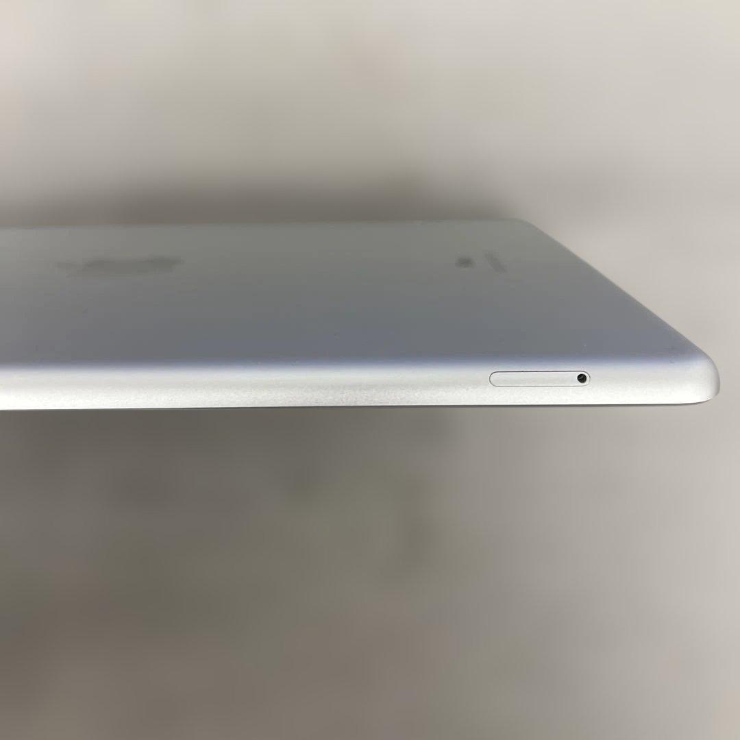 602213 AppleiPad 第7世代32GB Wi-Fi Cellular