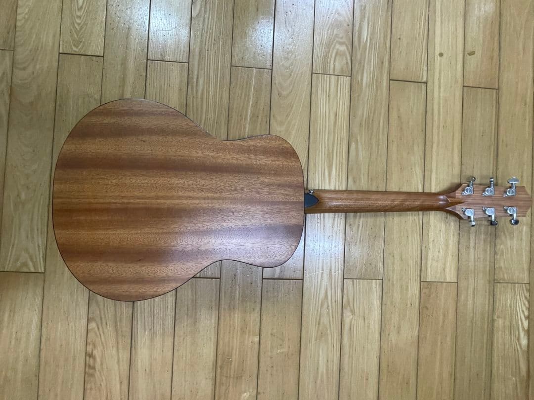 横*誠様 美品　Elvis Master Mini 10アコースティックギター