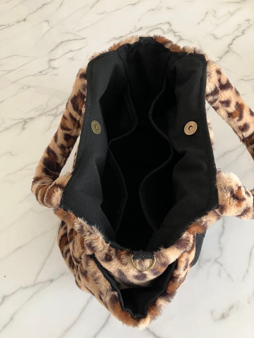 965 大きめふんわりヒョウ柄リメイクバック　オーバーオールデニムハンドメイド