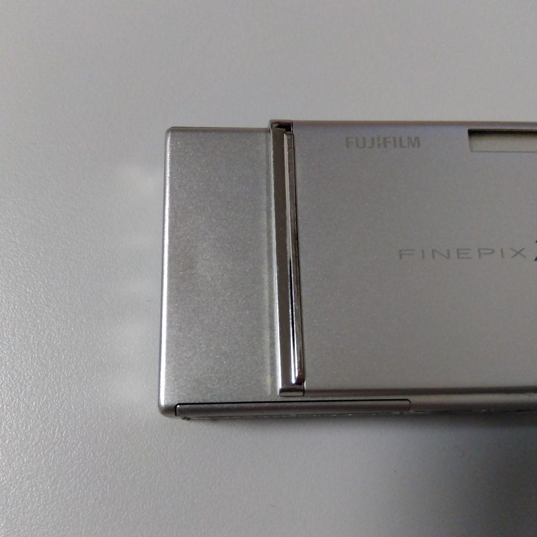 富士フイルム　FUJIFILM　 FINEPIX Z5