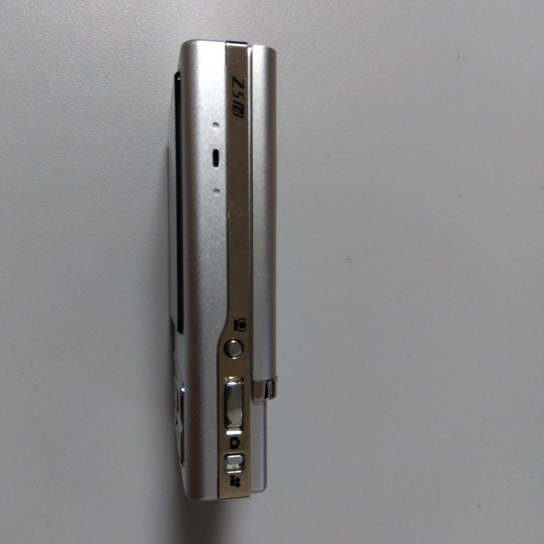 富士フイルム　FUJIFILM　 FINEPIX Z5