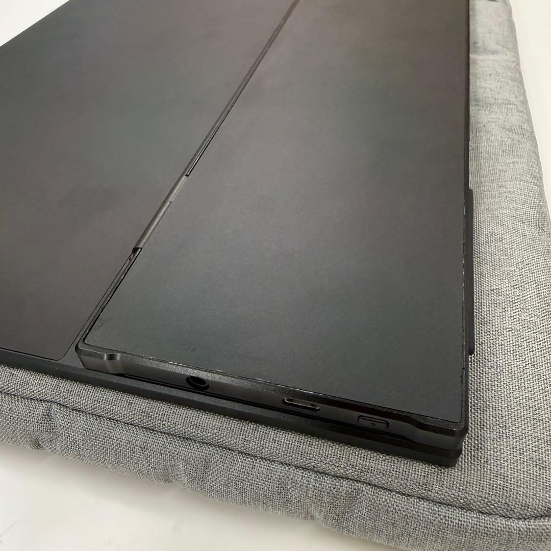 YC-156-4KR 15.6インチ 4K タッチスクリーン モニター