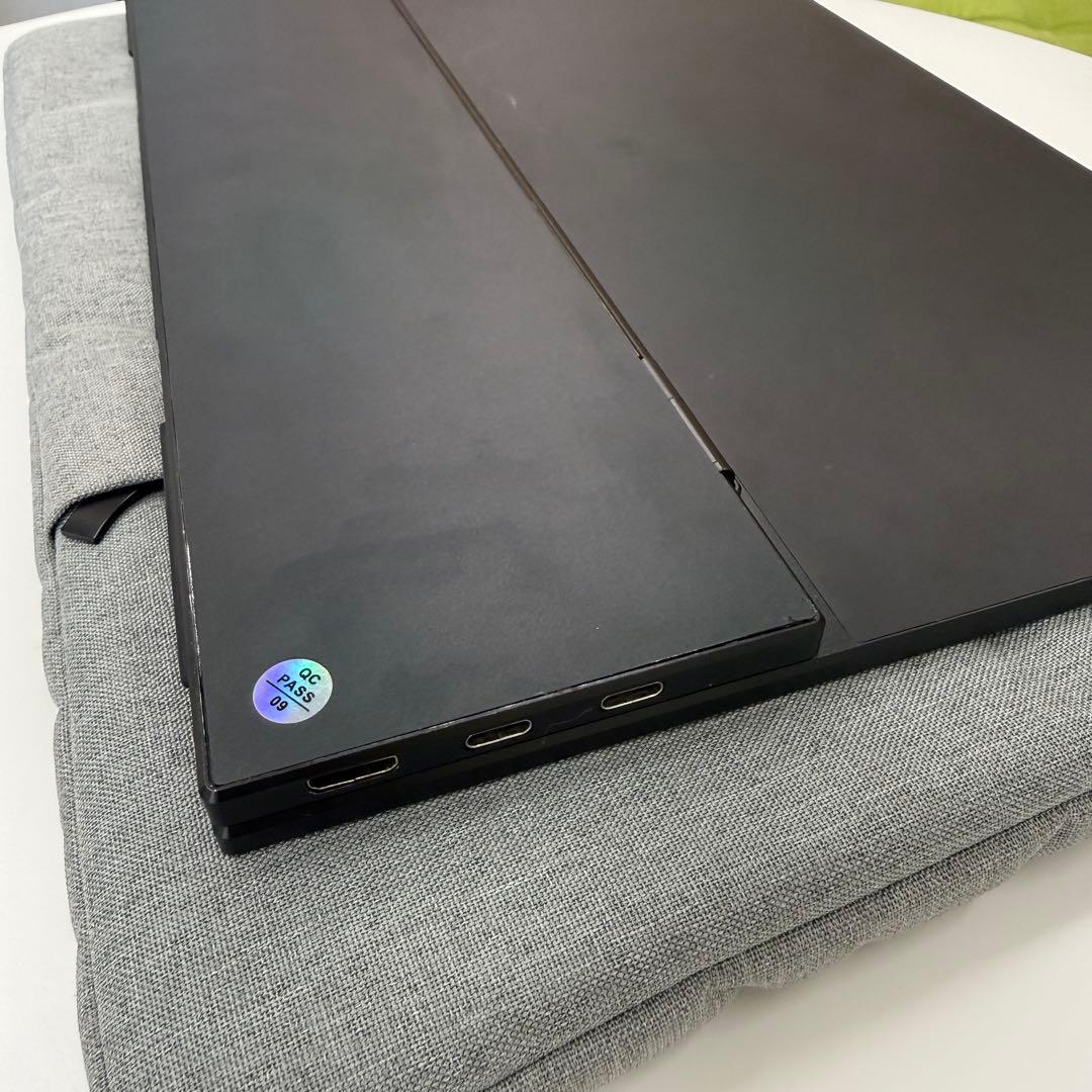 YC-156-4KR 15.6インチ 4K タッチスクリーン モニター