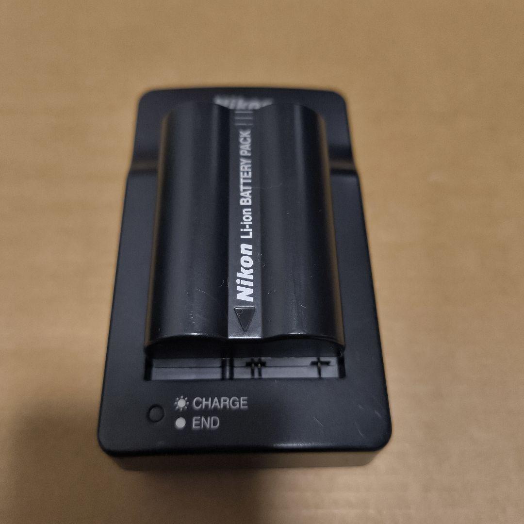 Nikon D70 デジタル一眼レフカメラ Tamronレンズ付き