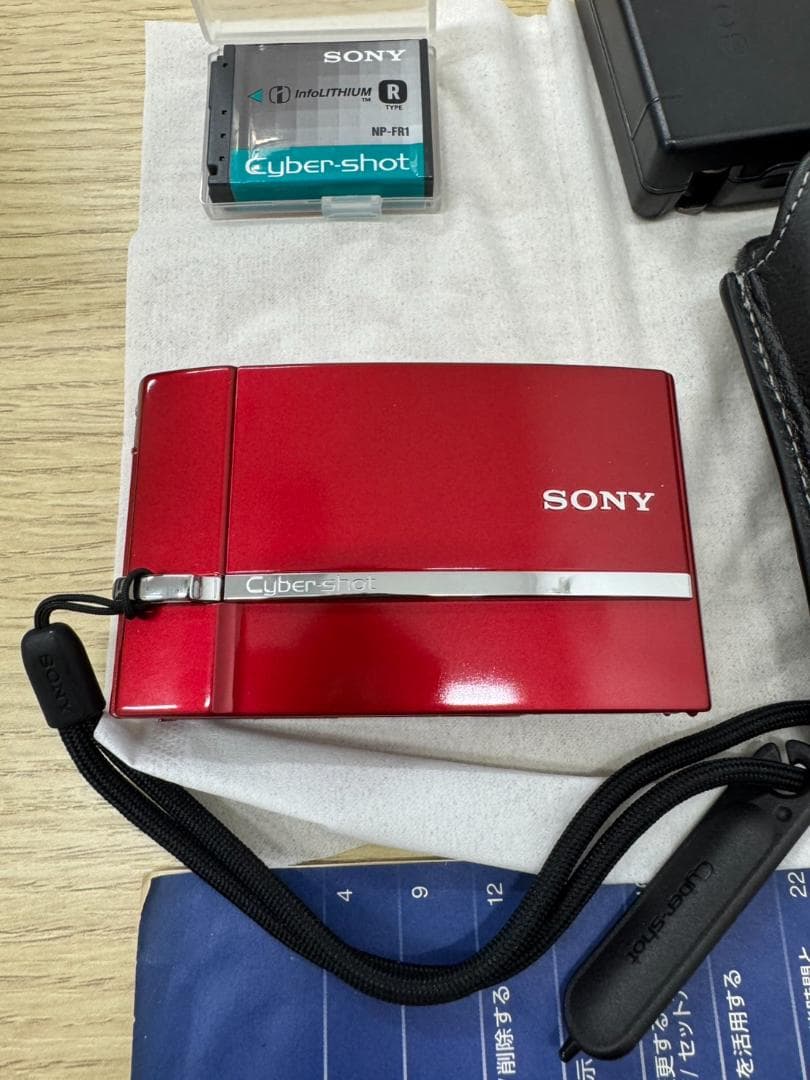 SONY cyber-shot DSC-T50 レッド サイバーショット　赤