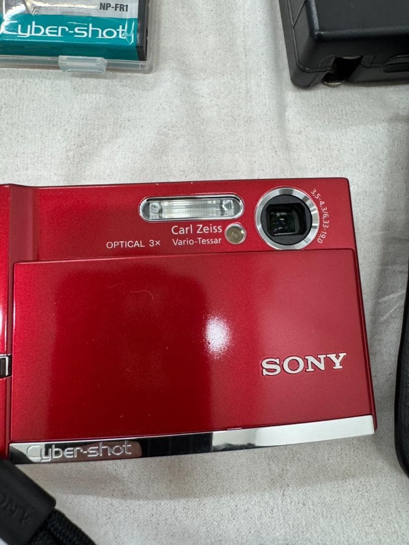 SONY cyber-shot DSC-T50 レッド サイバーショット　赤