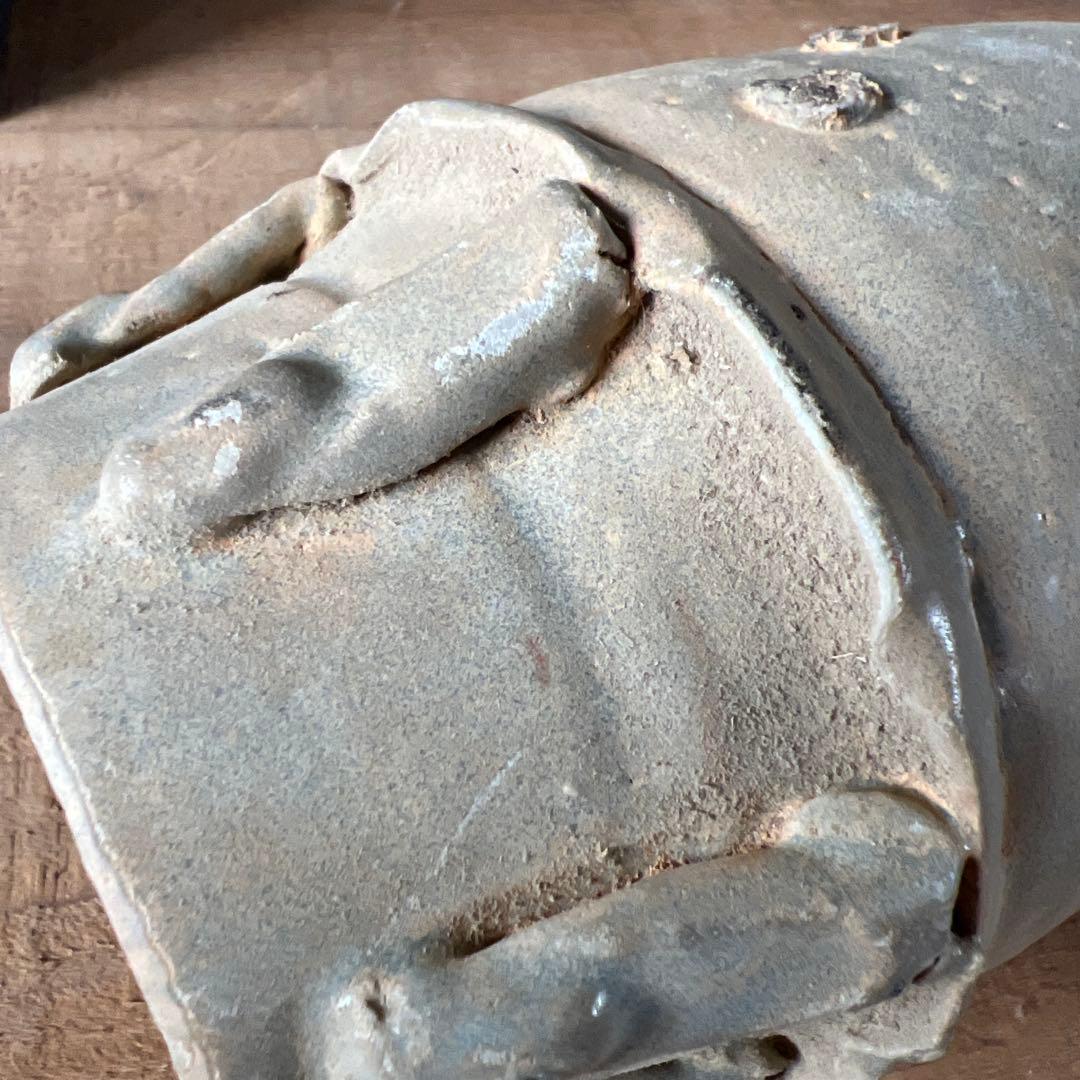 実家整理　かなり古そうな壺　中国？