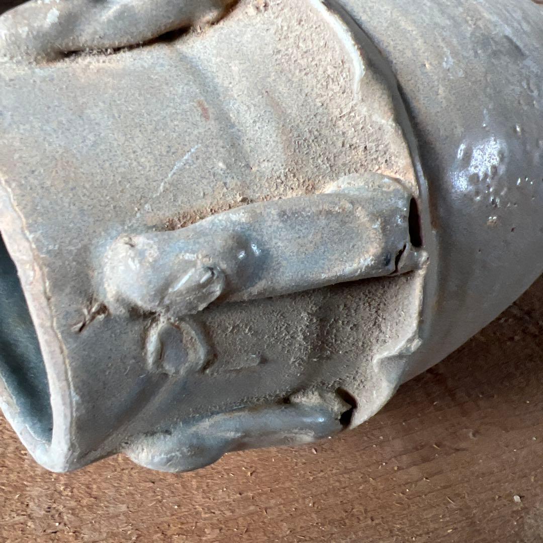 実家整理　かなり古そうな壺　中国？