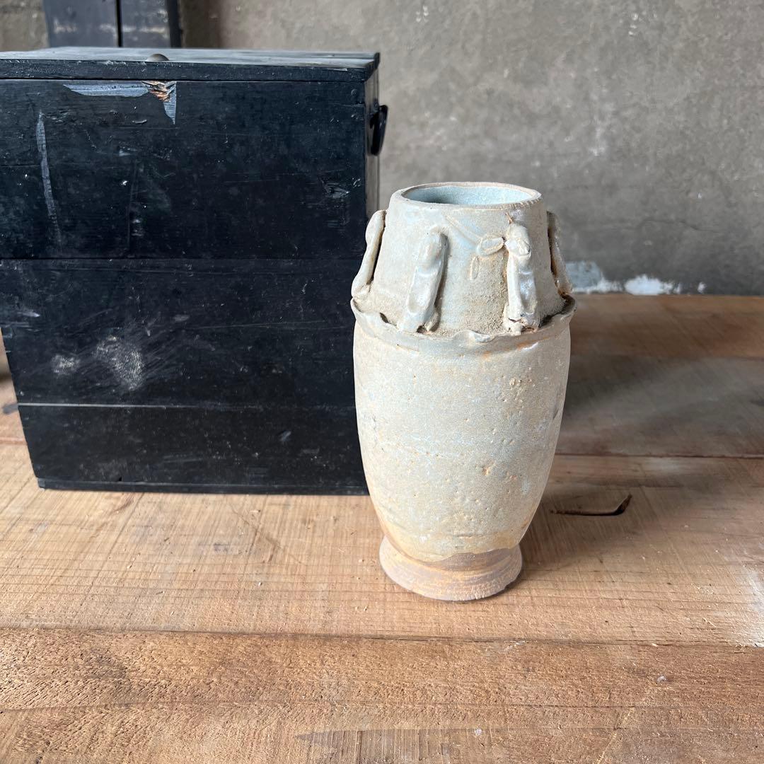 実家整理　かなり古そうな壺　中国？