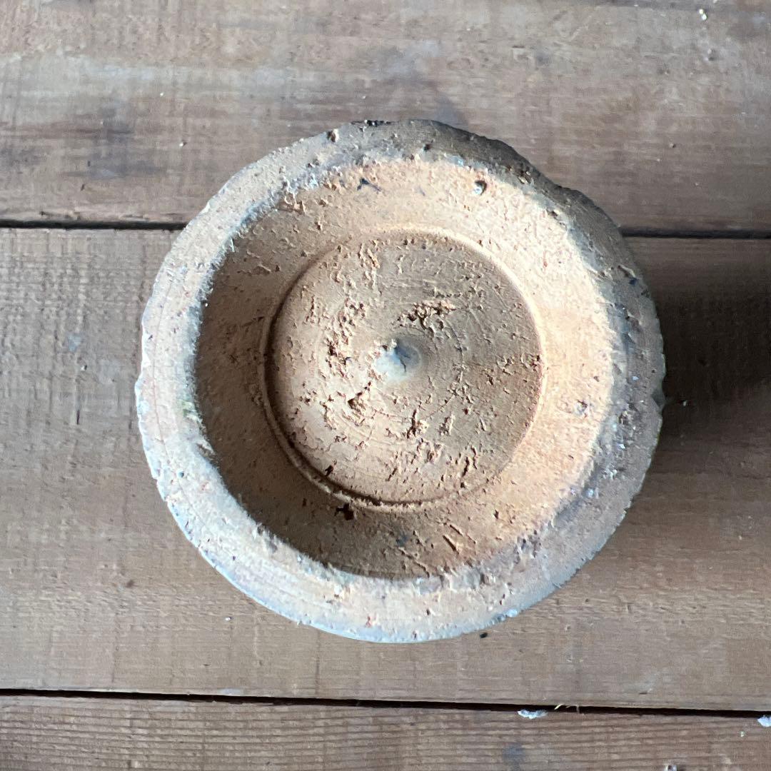 実家整理　かなり古そうな壺　中国？