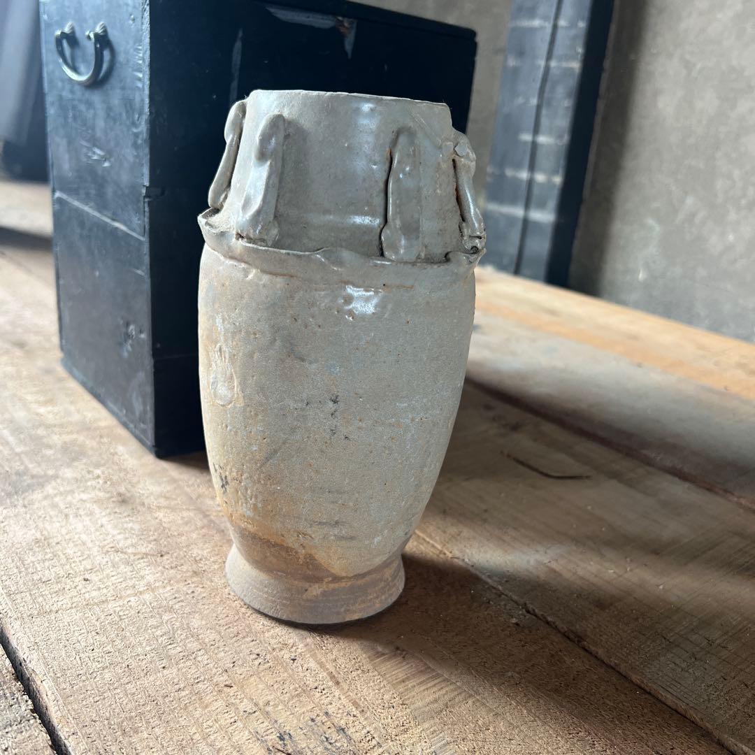 実家整理　かなり古そうな壺　中国？