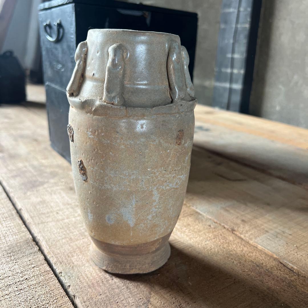 実家整理　かなり古そうな壺　中国？