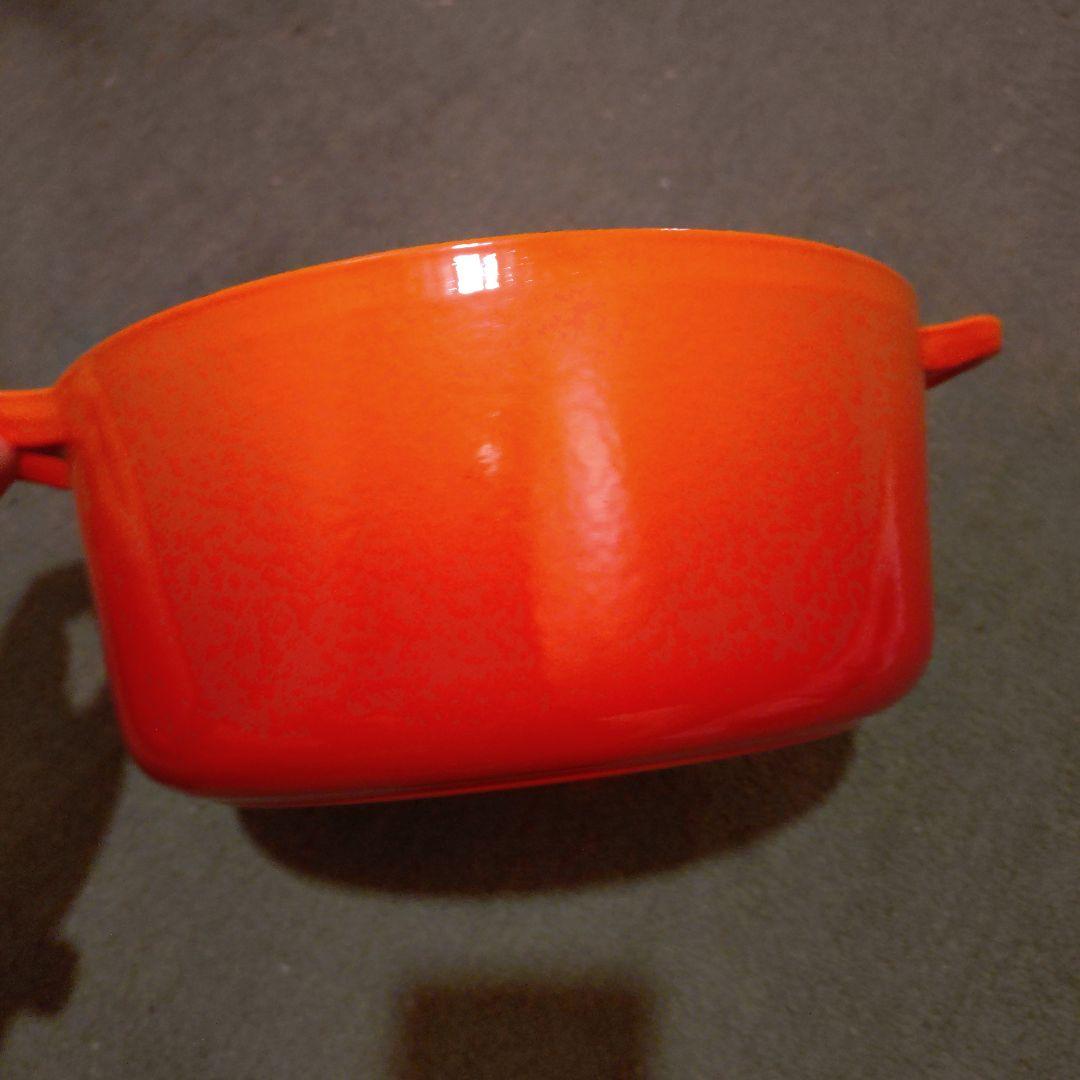 Le Creuset ル・クルーゼ　オレンジ 両手鍋 22cm