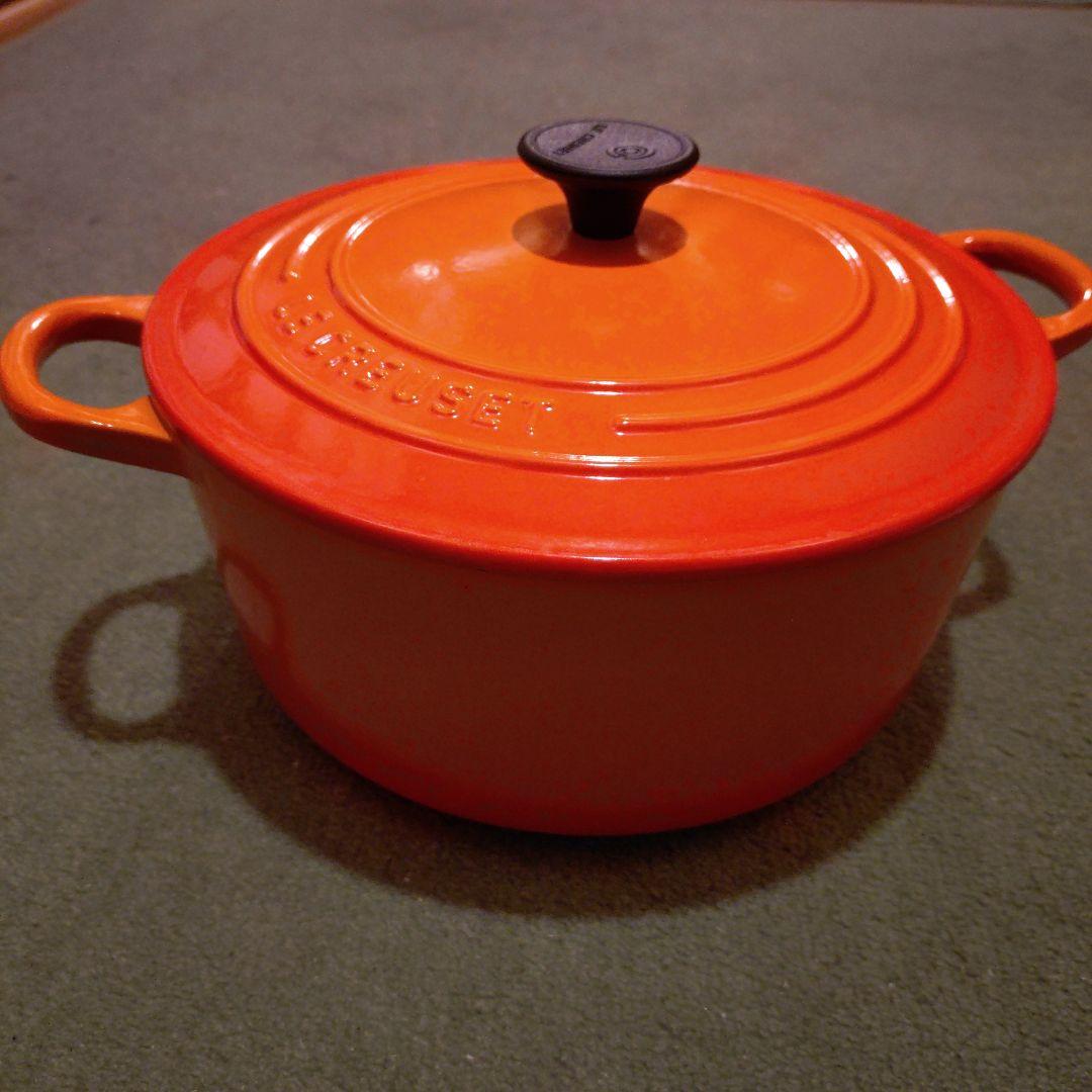 Le Creuset ル・クルーゼ　オレンジ 両手鍋 22cm