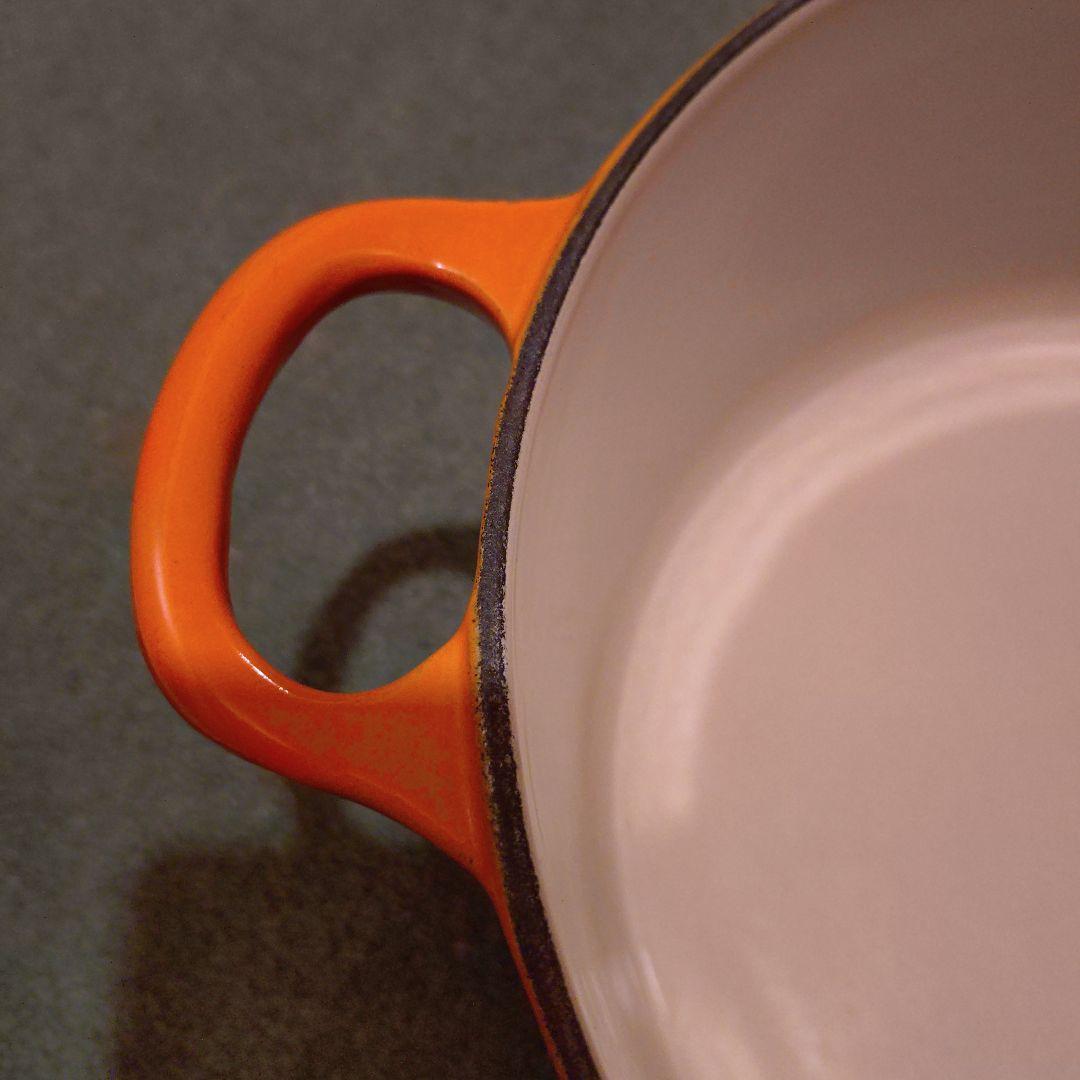Le Creuset ル・クルーゼ　オレンジ 両手鍋 22cm
