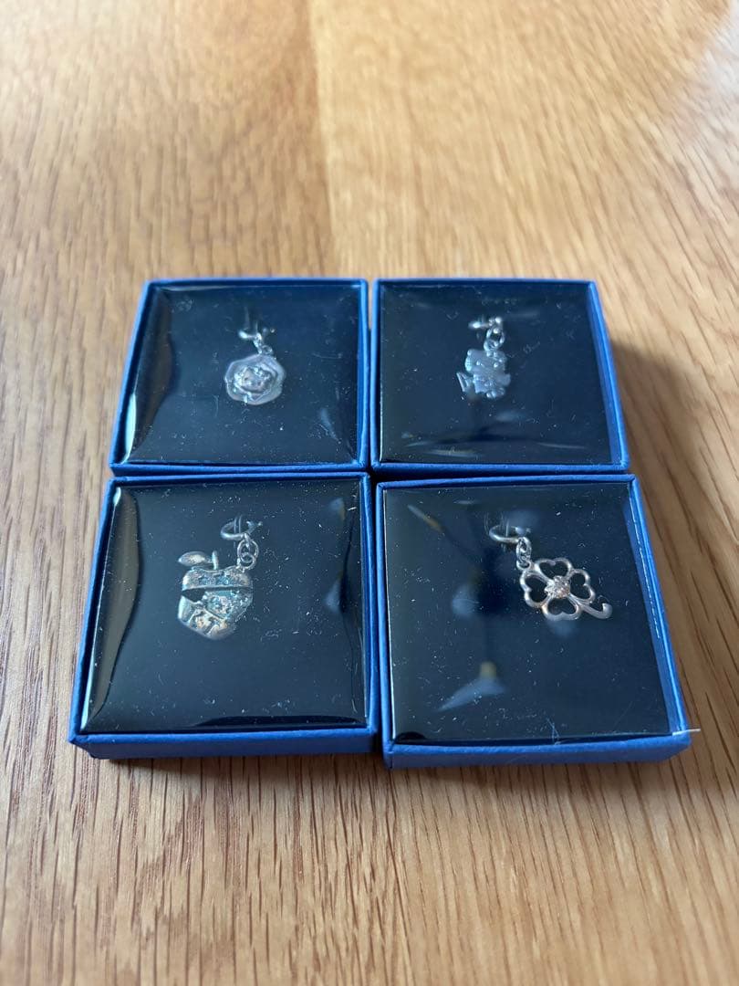 シルバー　チャーム　13個セット　キティ　silver