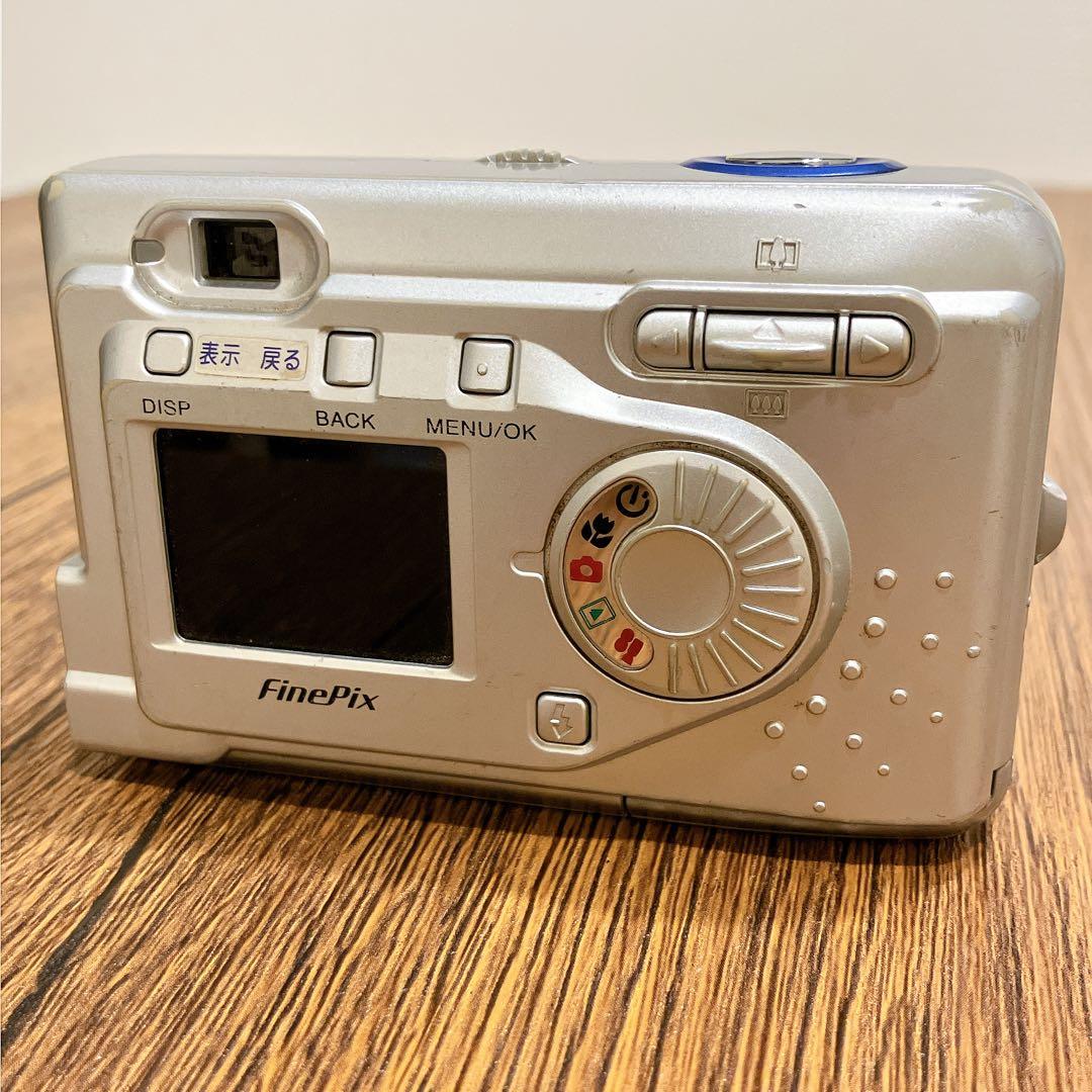 FUJI FILM FinePIX A303 デジタルカメラ　動作品　乾電池式