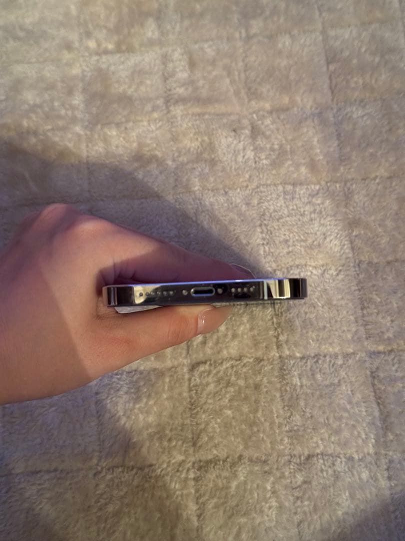 iPhone13ProMax シルバー 本体　256gb