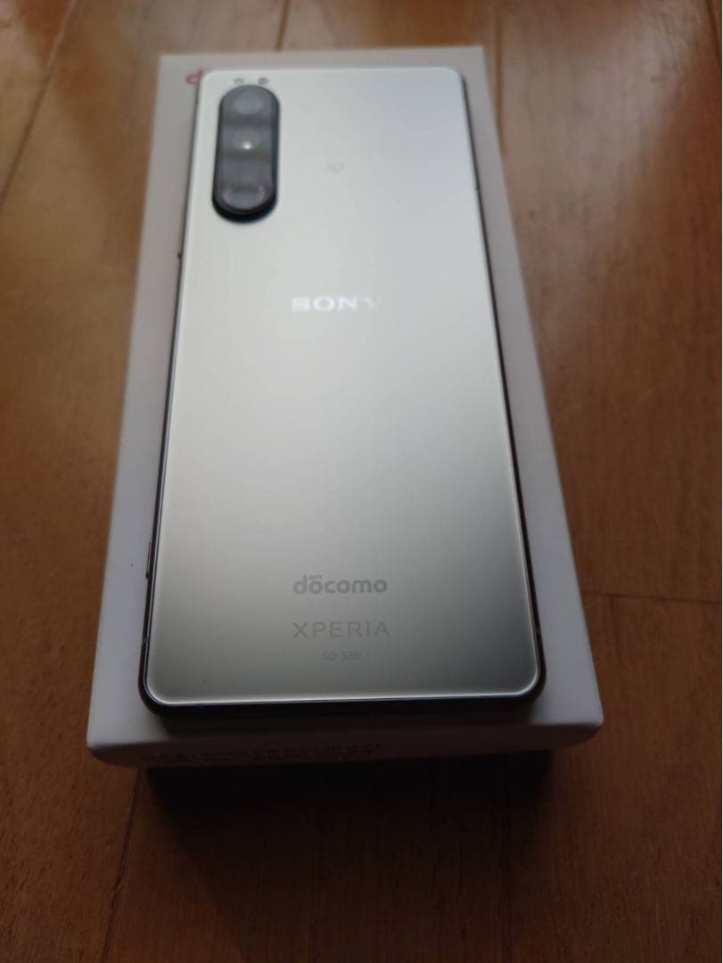 Sony Xperia 5 III docomo シルバー