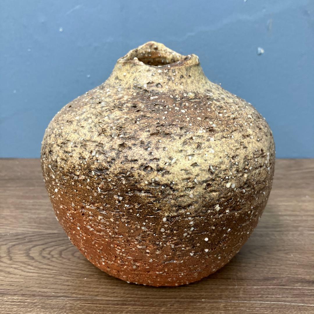 C-壁 信楽焼 作家物 焼き締め 蹲（うずくまる）壺 花器 登り窯 焼成 自然釉
