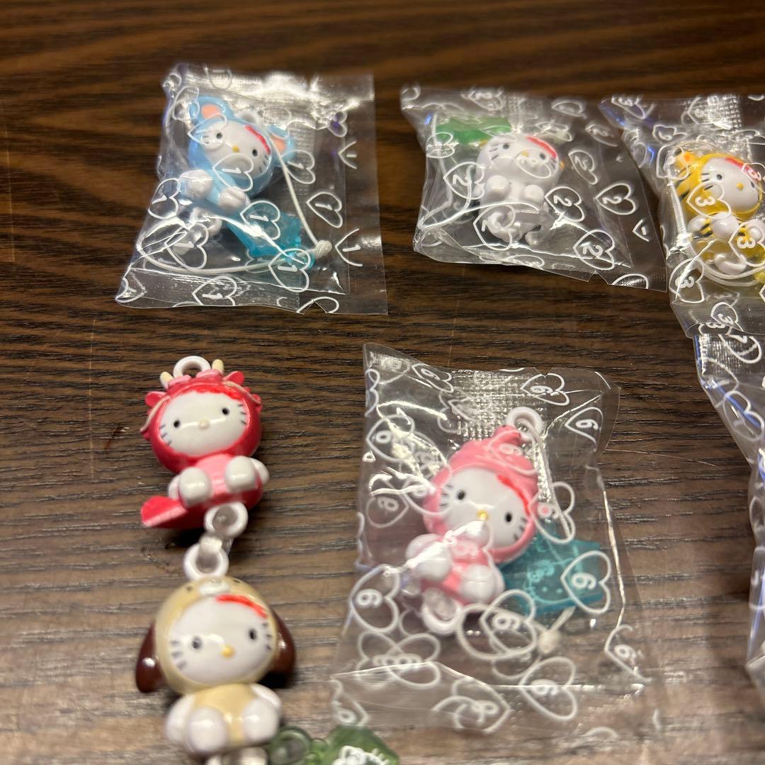 ハローキティ　キティ　ストラップ　12支　干支