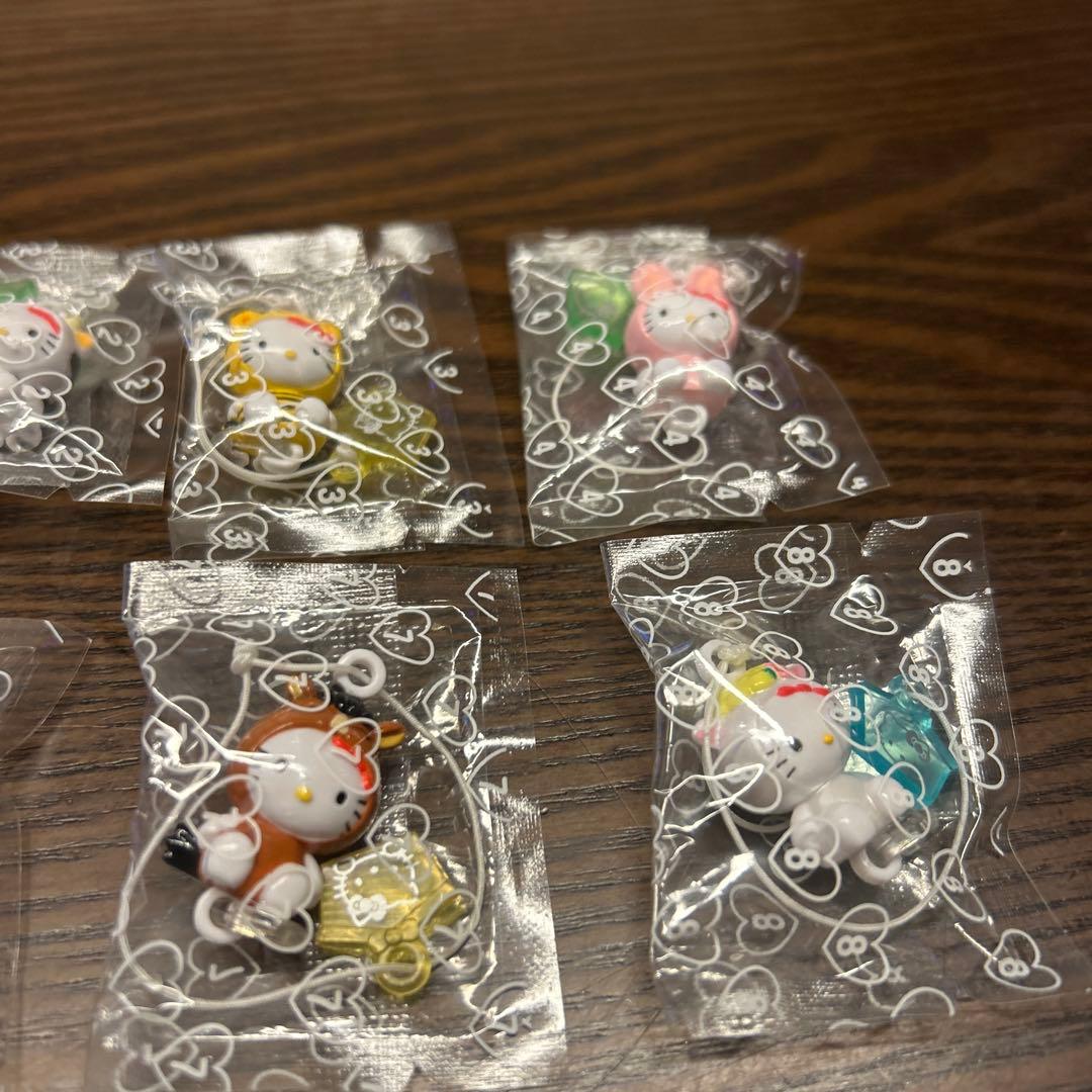 ハローキティ　キティ　ストラップ　12支　干支