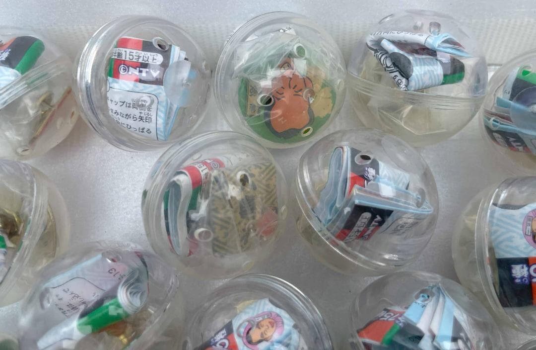 未開封【ピンズ】日本テレビ「笑点」　23個まとめ売り