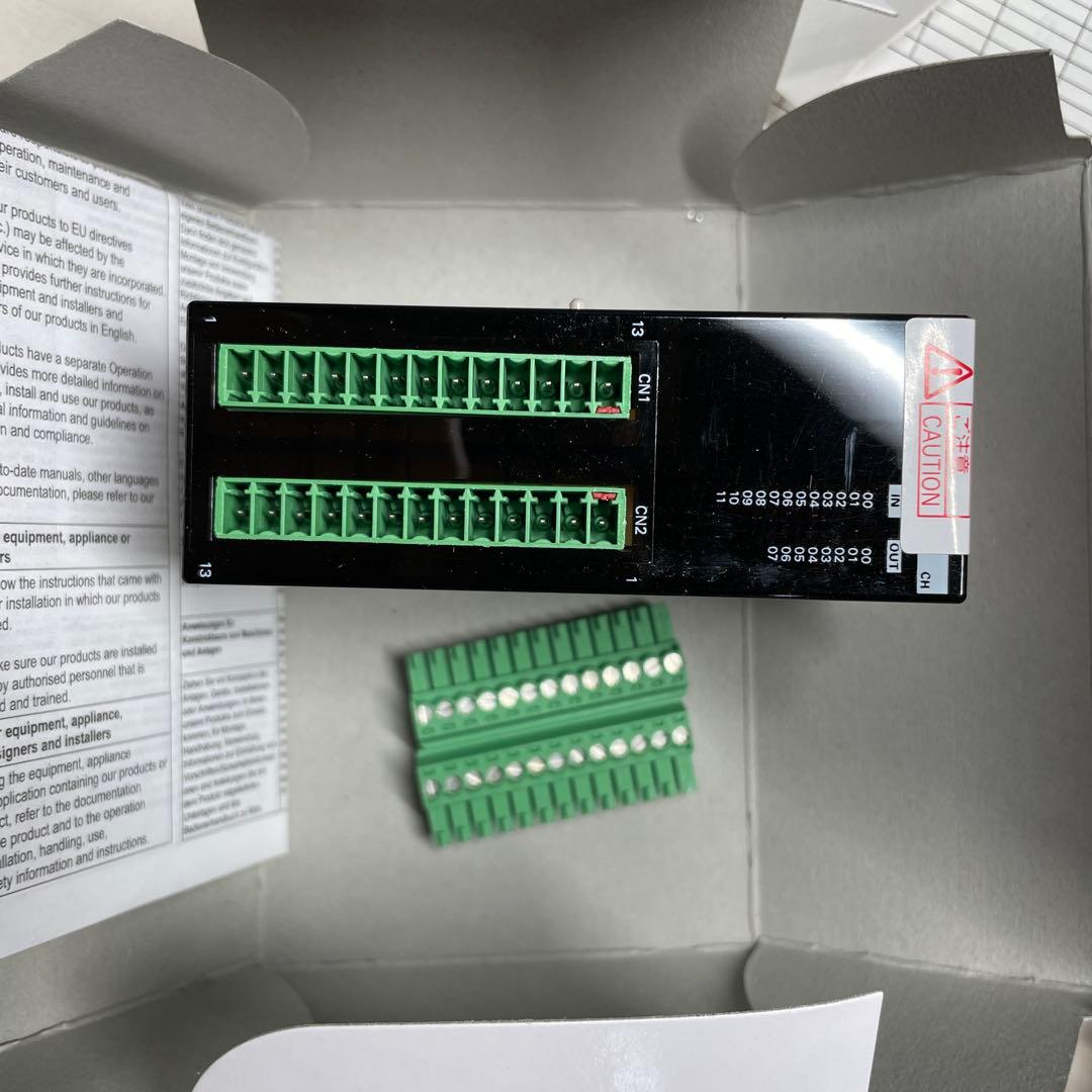 OMRON PLCユニット　CPM2C-20EDR