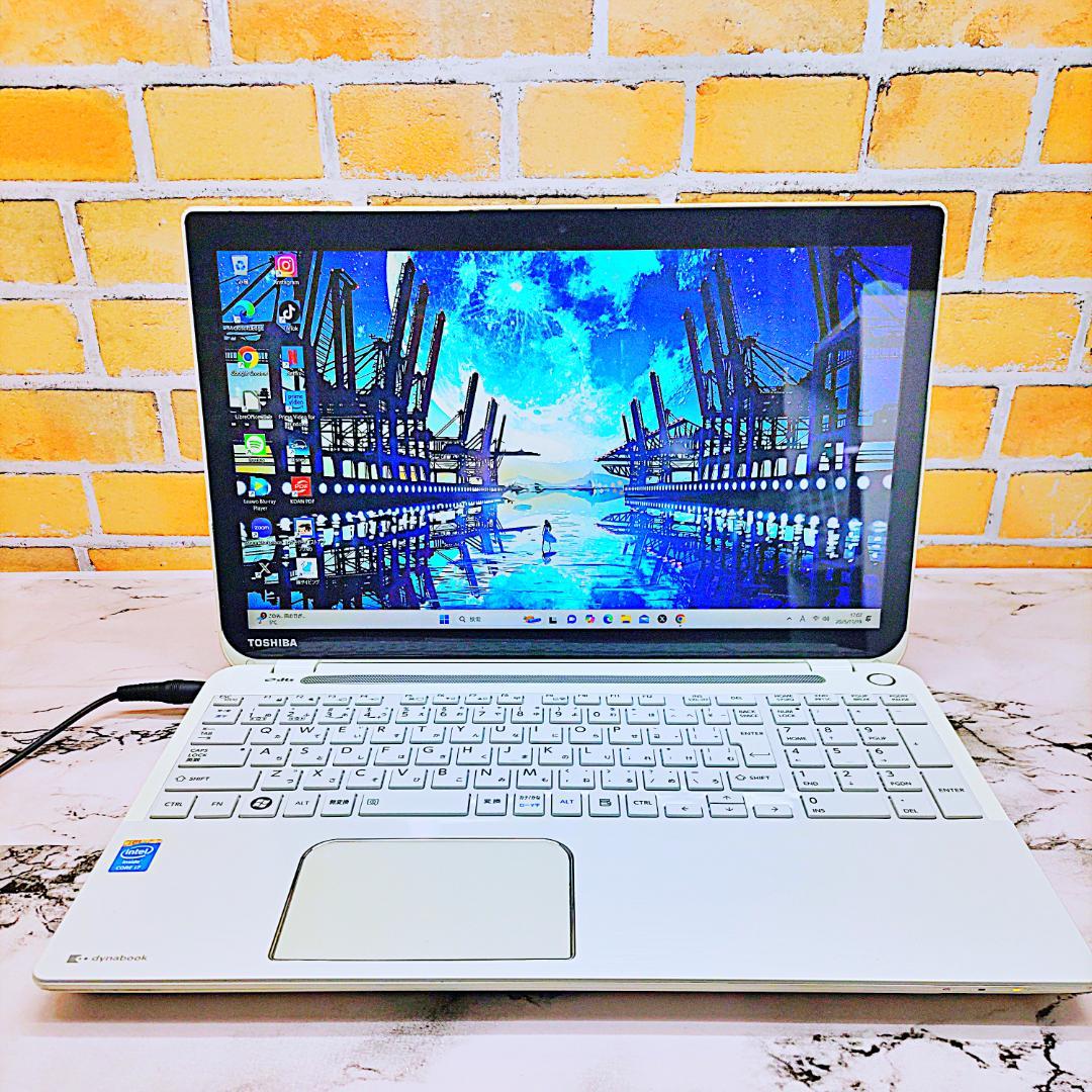 便利なタッチパネルノートパソコン❤️爆速SSD❤️メモリ8G✨ハイスぺPC