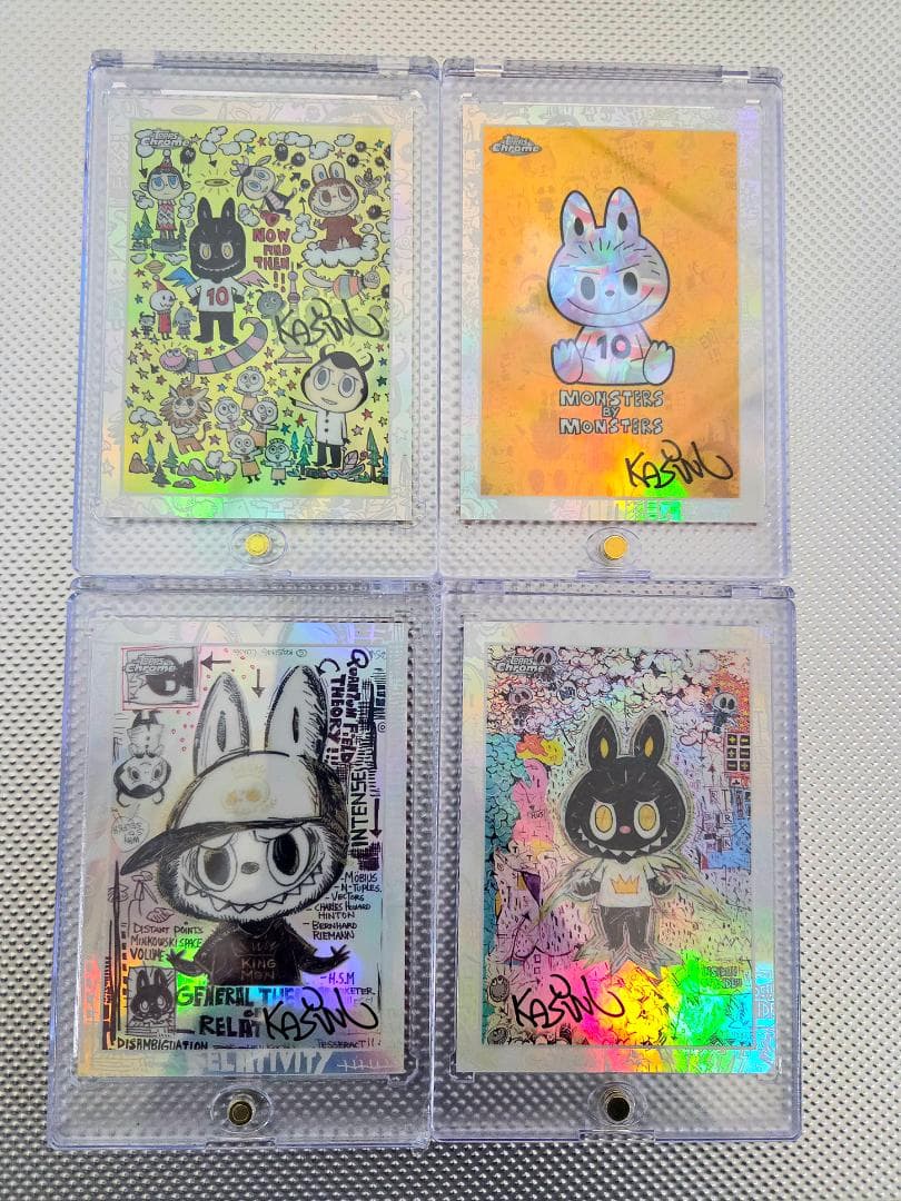 Topps ラブブ　カード　トレカ　サイン　4枚