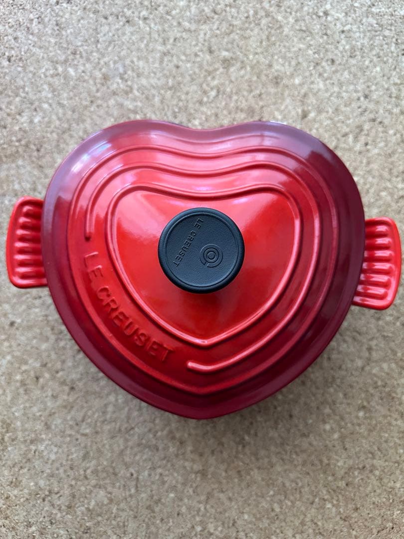 【未使用品】LE CREUSET ハート型鍋 赤
