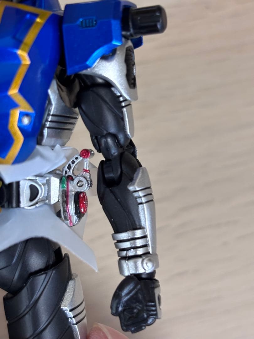 真骨彫　仮面ライダー　ガタック　ハイパーフォームs.h.figuarts