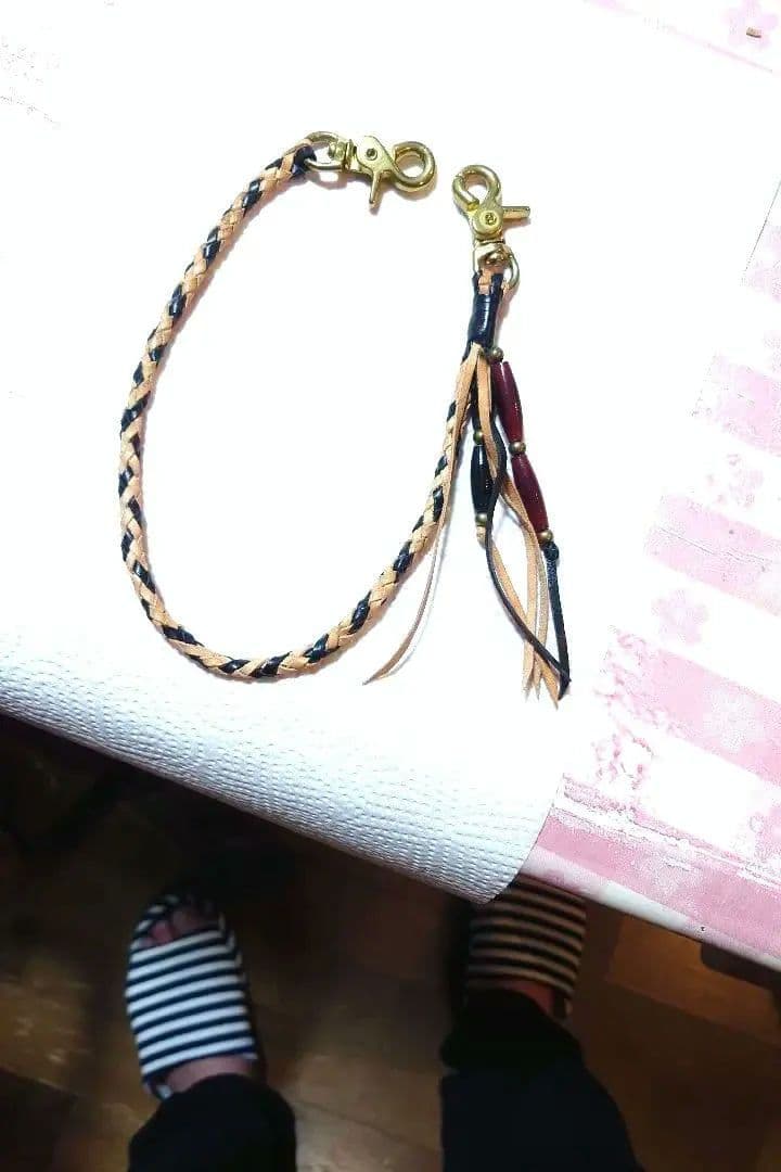 拘り 6本編み カンガルーレース ウォレットロープ ブラス金具 ボーン